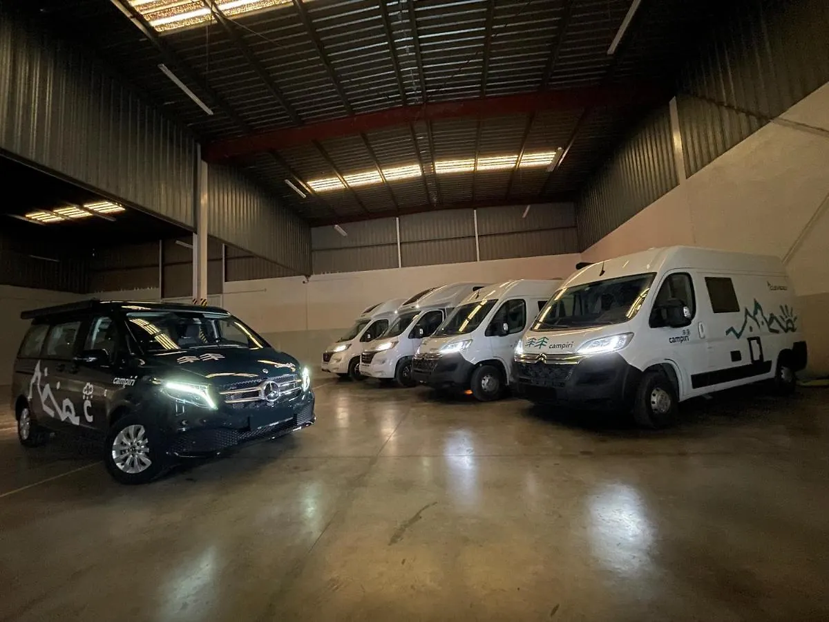 Πλωτό κατάλυμα Campiri Base Malaga - Motorhome & Rvs Rental Company Ισπανία