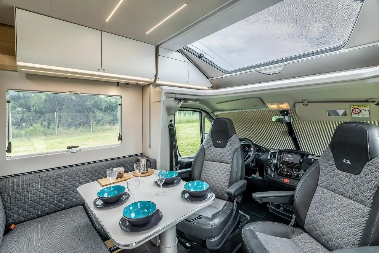 Πλωτό κατάλυμα Campiri Base Malaga - Motorhome & Rvs Rental Company Ισπανία